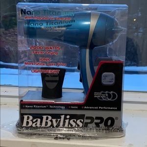 BaBlyss pro nano titanium blow dryer
